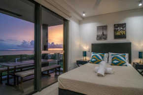 NEW - ZEN AT THE WATERFRONT - Luxury Waterfront Holiday Home for Families & Friends